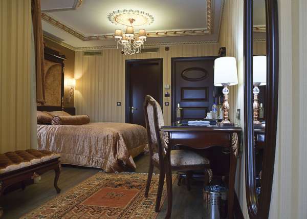  Welcome To Istanbul Anber Efan