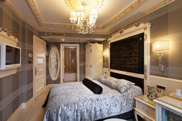  Welcome To Istanbul Suz Dlara