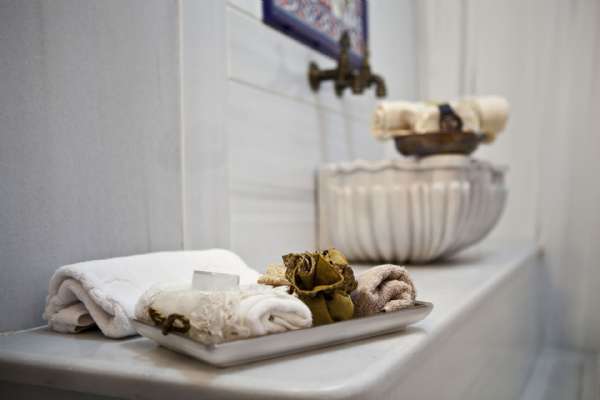 Welcome To Istanbul Lalezar  Welcome To Istanbul Lalezar